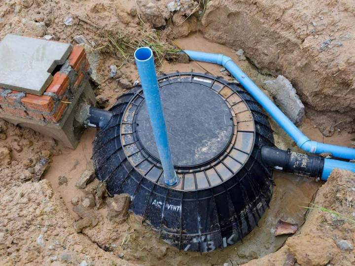 Installation et mise aux normes de systèmes d'assainissement